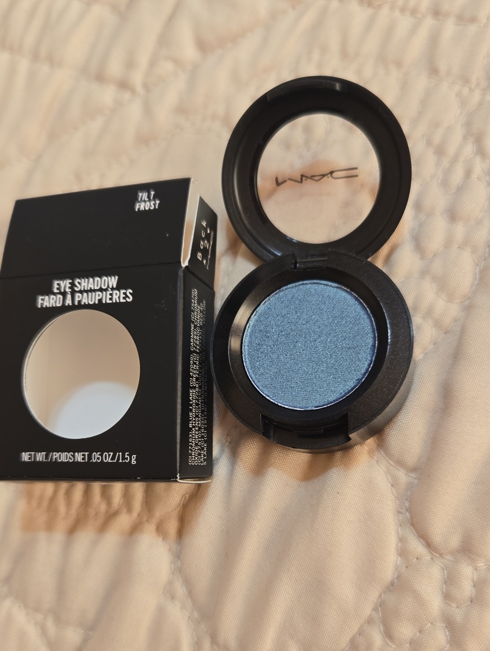 MAC Cosmetics Frosty Blue Single Eyeshadow - Shimmery Teal-Blue